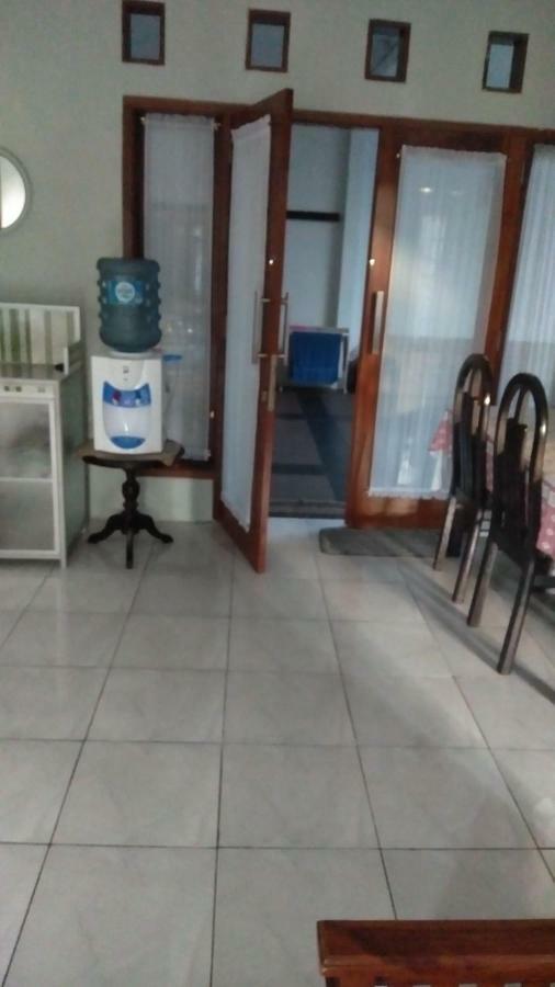 Endah Homestay Syariah Purwokerto Exterior photo