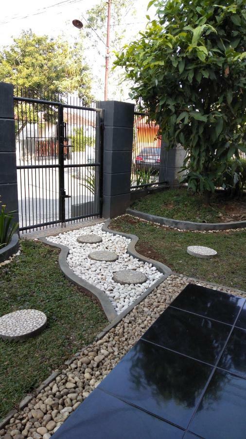 Endah Homestay Syariah Purwokerto Exterior photo